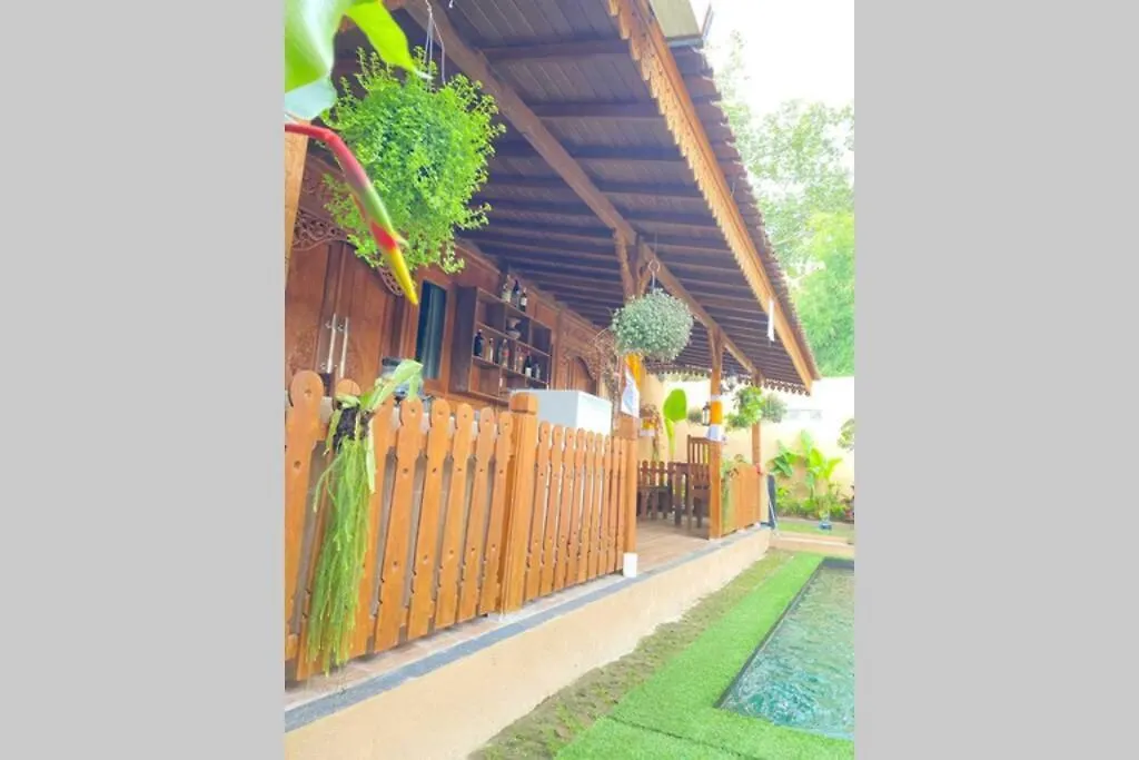 Villa Dede House 3, 2 Bedrooms With Private Pool Ubud